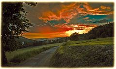 Freudenberg brennt .... Abendstimmung nach dem Regentag