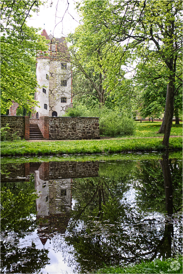 Freyenstein, Altes Schloss