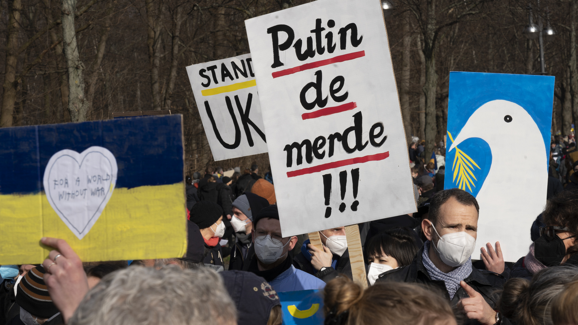 Friedens-Demo in Berlin am 27.02.2022 gegen den Krieg in der Ukraine