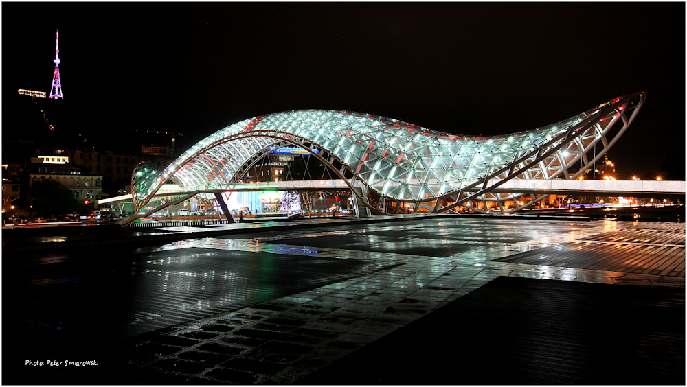 Friedensbrücke in Tbilisi