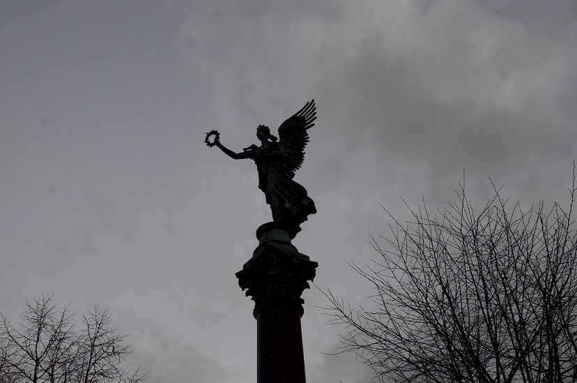 Friedensengel in dunklen Zeiten