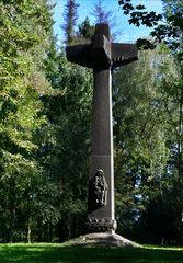 || Friedenskreuz auf dem Kalvarienberg ||