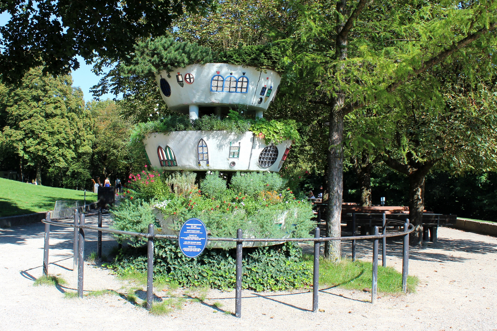 Friedensreich Hundertwasser Modell Haus