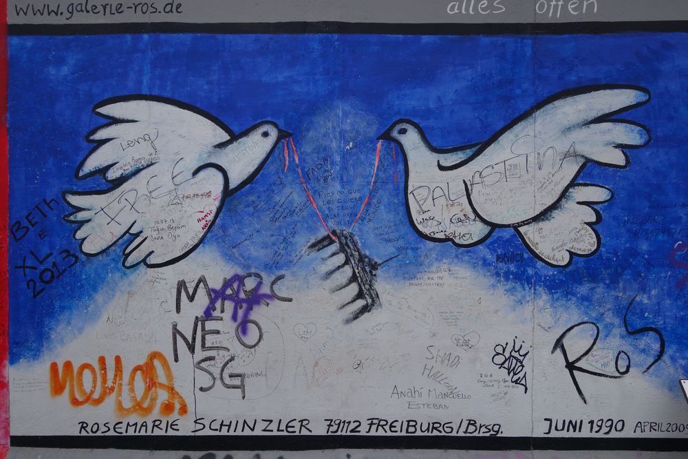 Friedenstauben (East Side Gallery, Berlin)