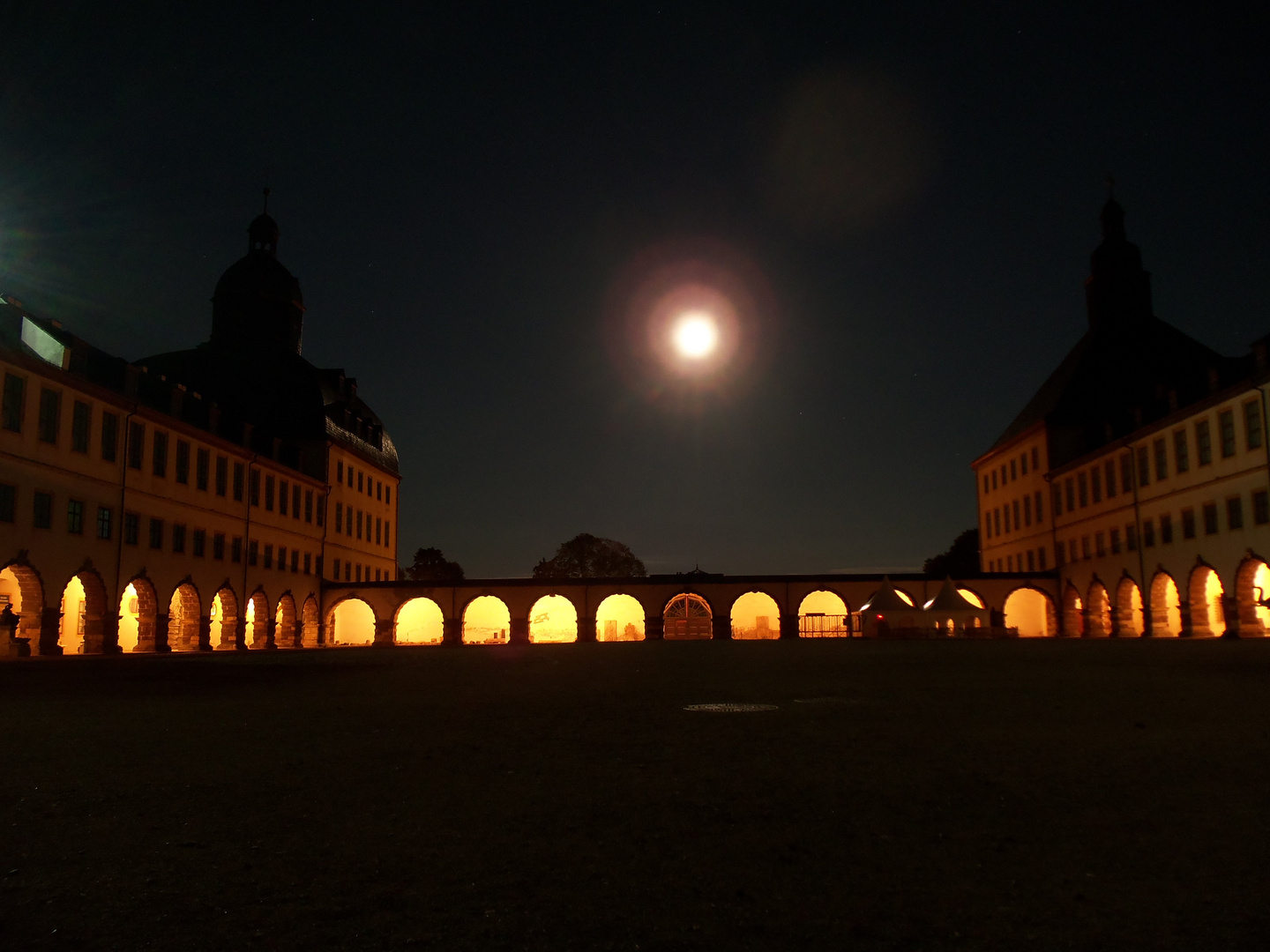 Friedenstein bei Nacht