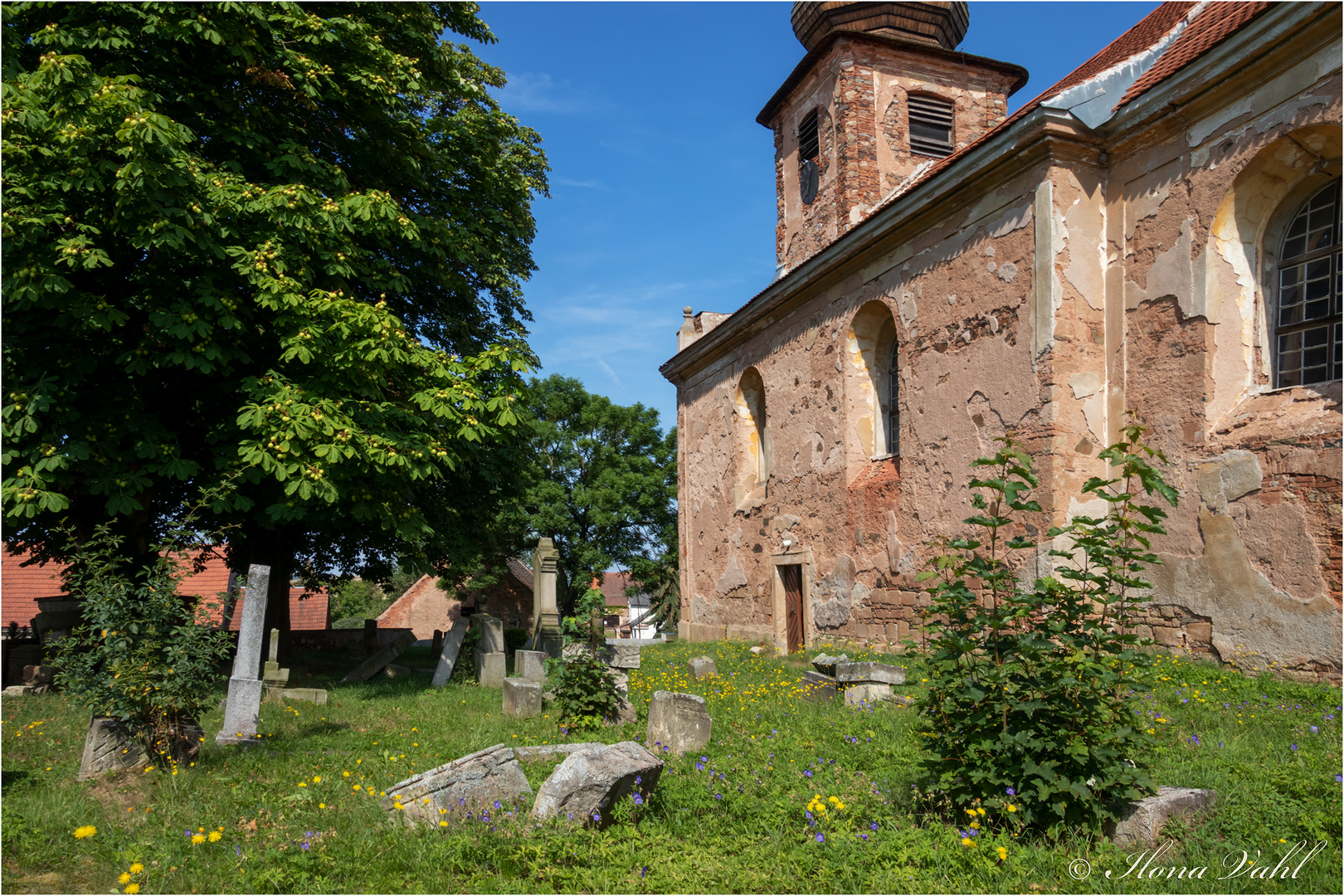 Friedhof an der Kirche