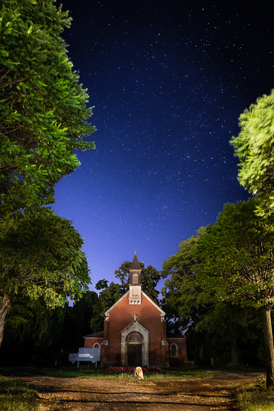 Friedhof bei Nacht