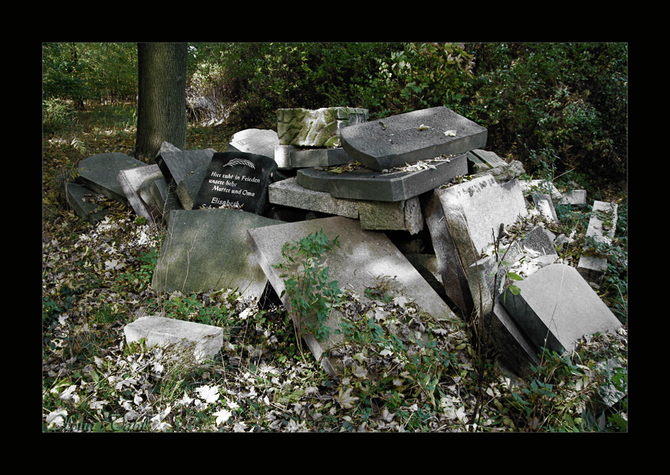 Friedhof der Grabsteine