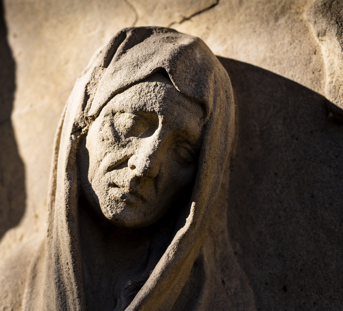 Friedhof Freiburg Trauernd