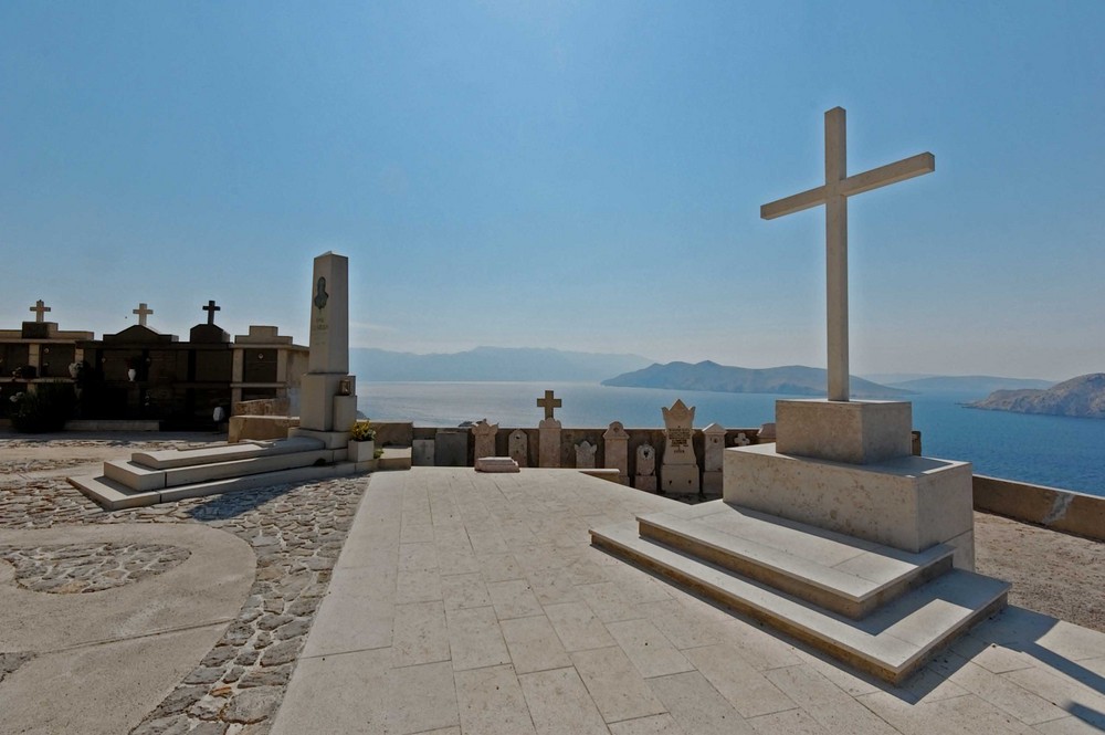 Friedhof in Baska