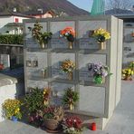 Friedhof in Cugnasco im Tessin