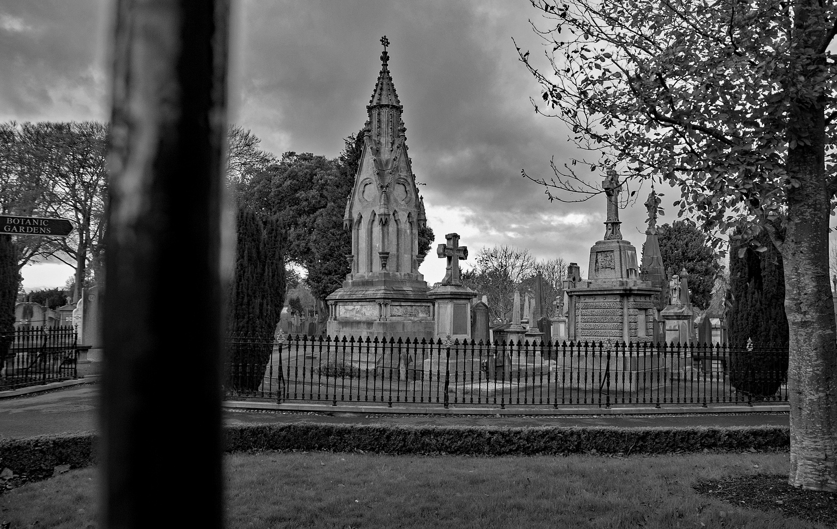 Friedhof in Dublin next to the Botanic Gardens und Pub