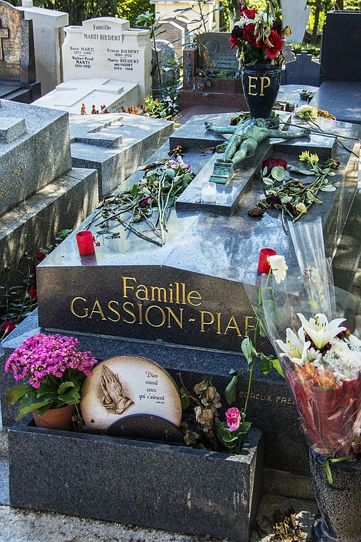 Friedhof Père Lachaise 03-Edith