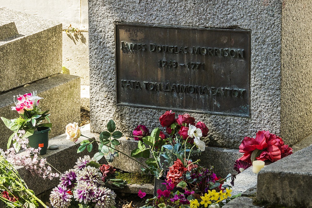 Friedhof Père Lachaise 04-Jim Morrison