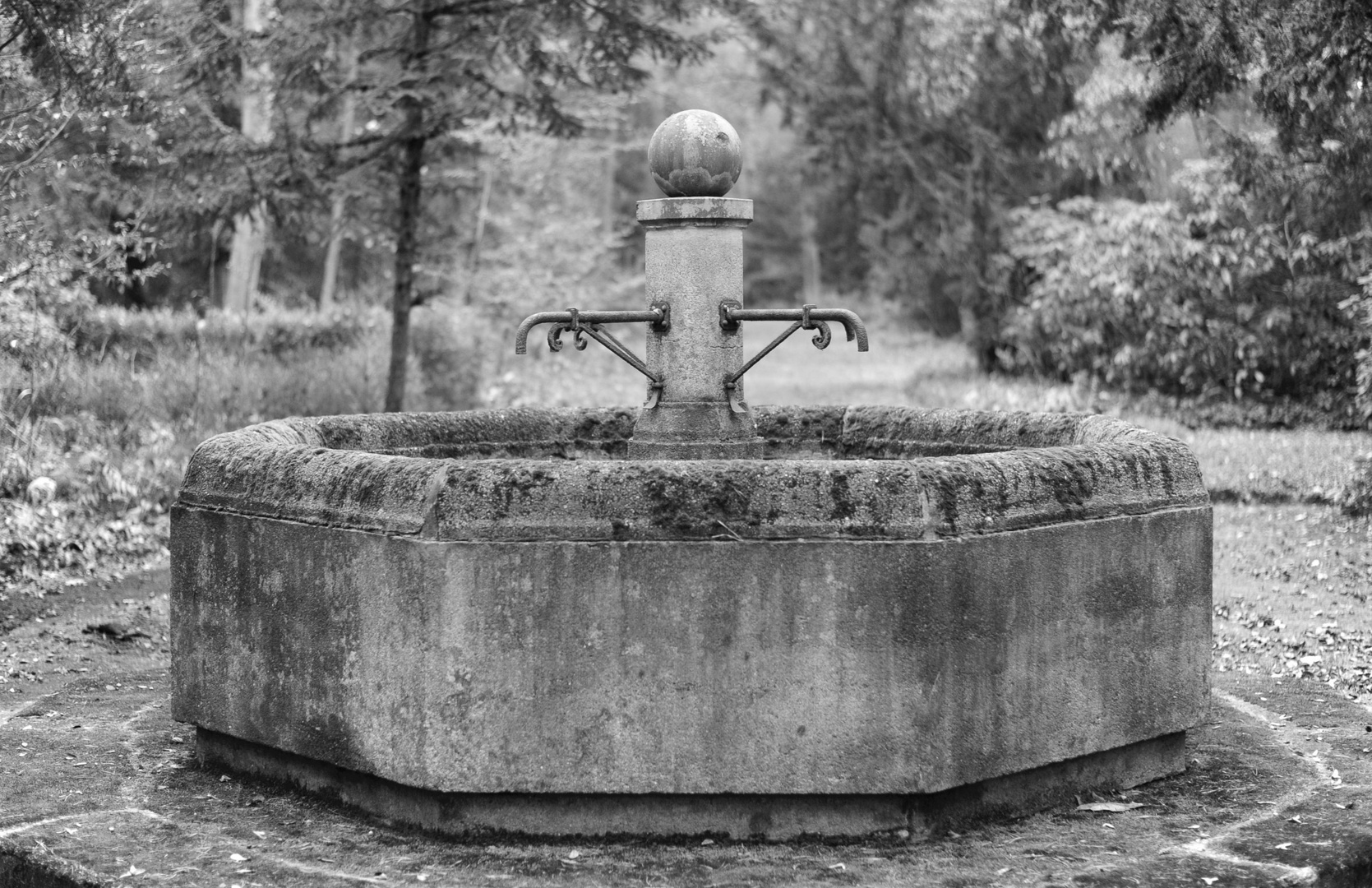 Friedhofsbrunnen