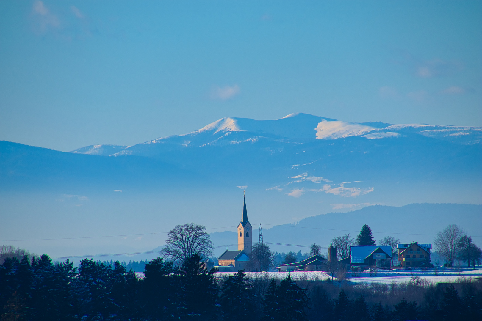 Friedhofskirche vom Klopeiner See aus