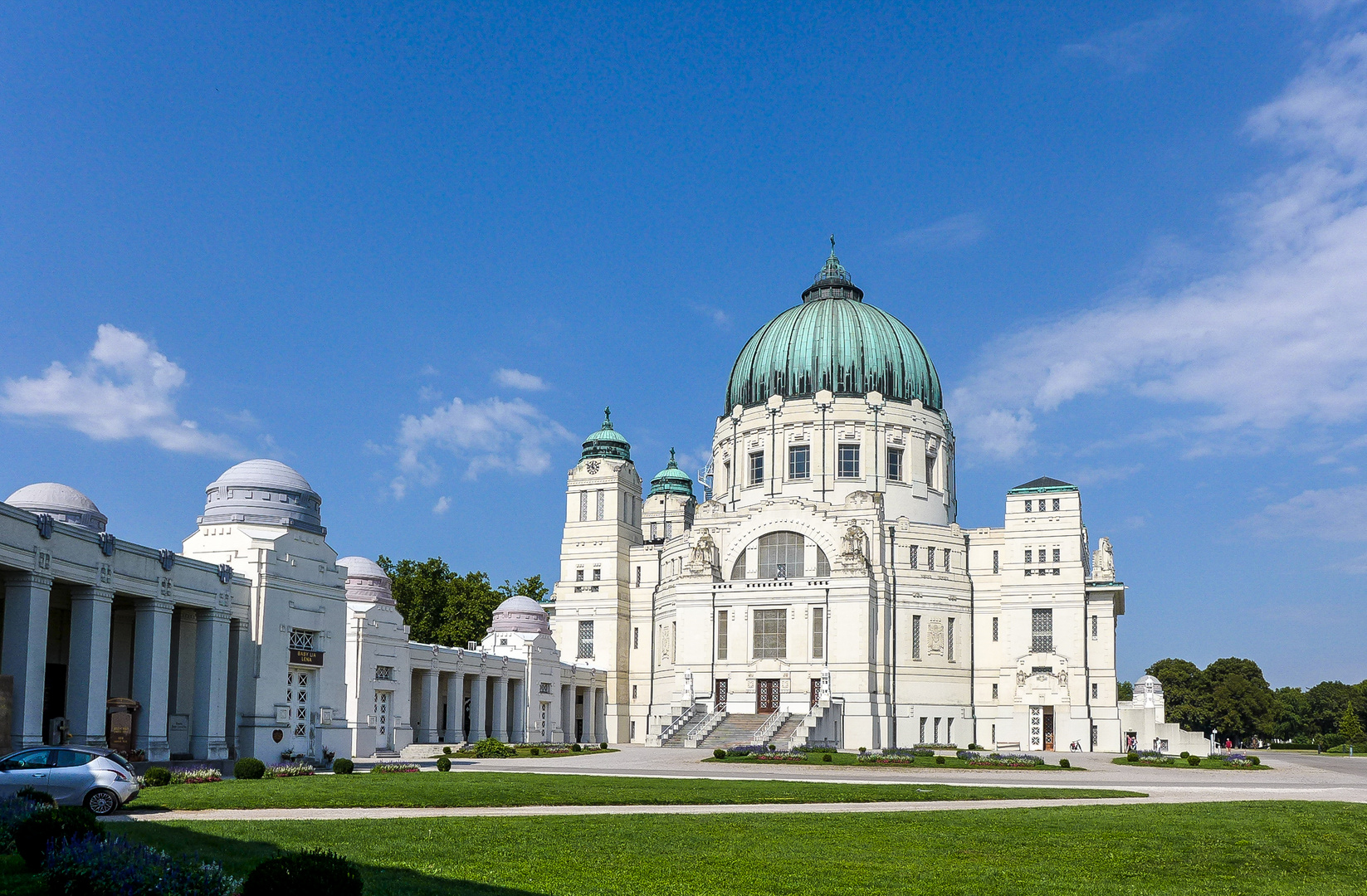 Friedhofskirche zum Heiligen Karl Borromäus auf dem wiener Zentralfriedhof