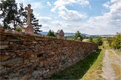 Friedhofsmauer