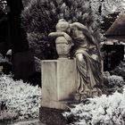 Friedhofsskulptur II [IR]