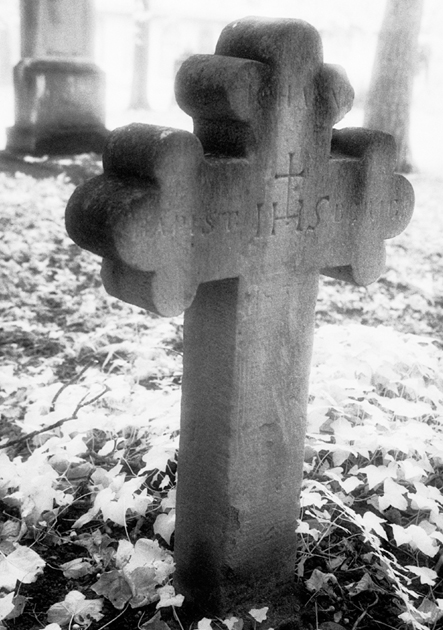 Friedhofsstein infrarot