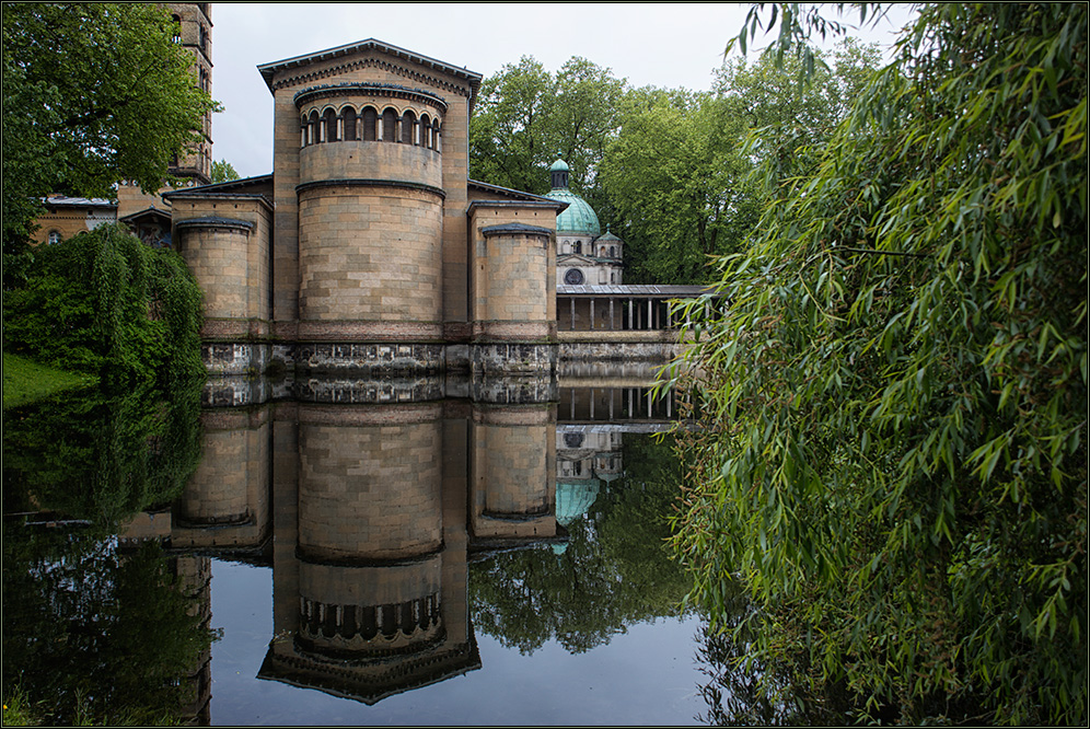 Friedliche Spiegelei