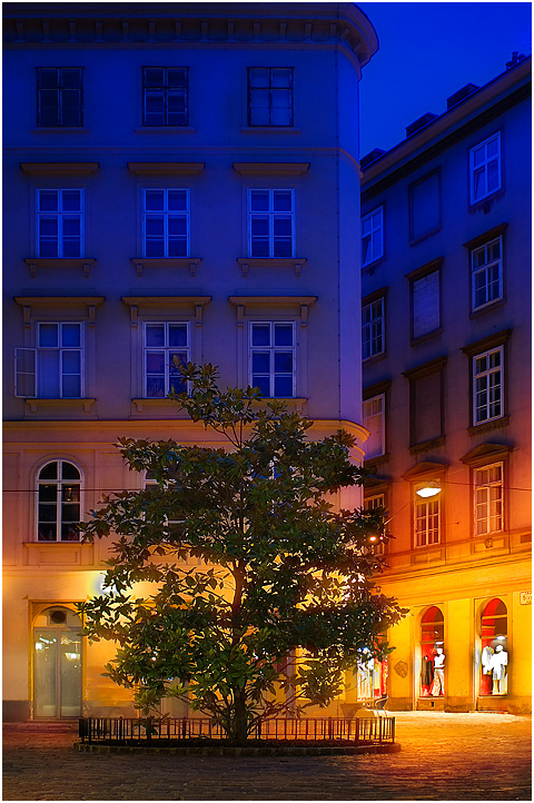 Friedmannplatz am Abend