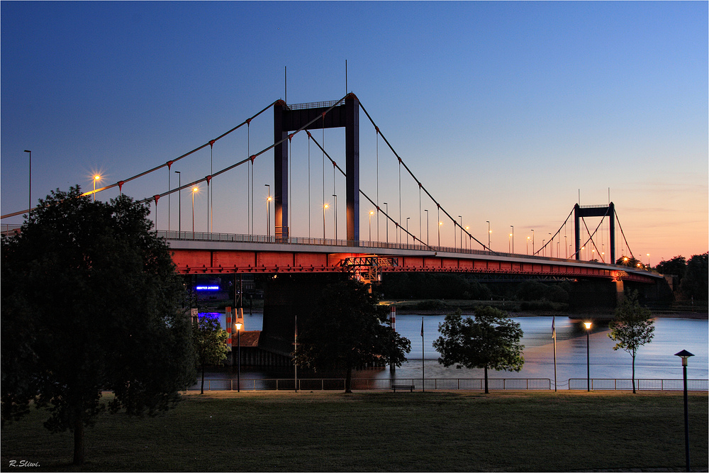 Friedrich-Ebert-Brücke