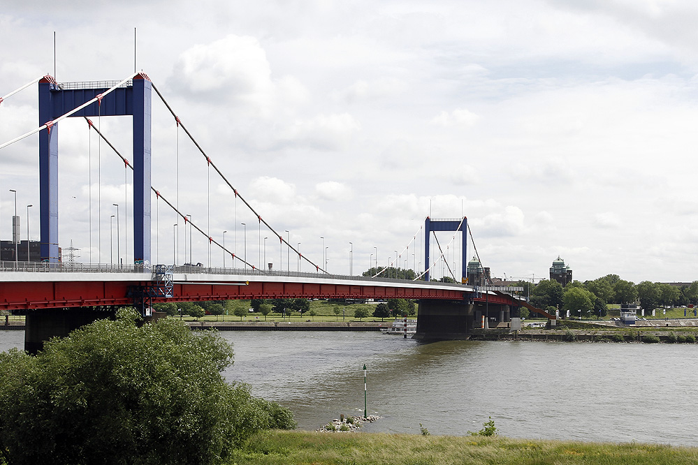 Friedrich Ebert Brücke Duisburg