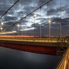 Friedrich Ebert Brücke im Sonnenuntergang