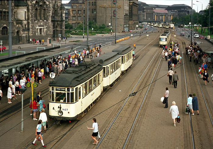 Friedrich-Engels-Platz 1974