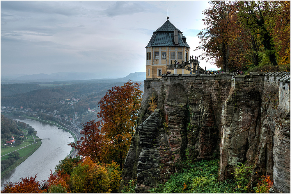 Friedrichsburg in der trüben Phase, ...