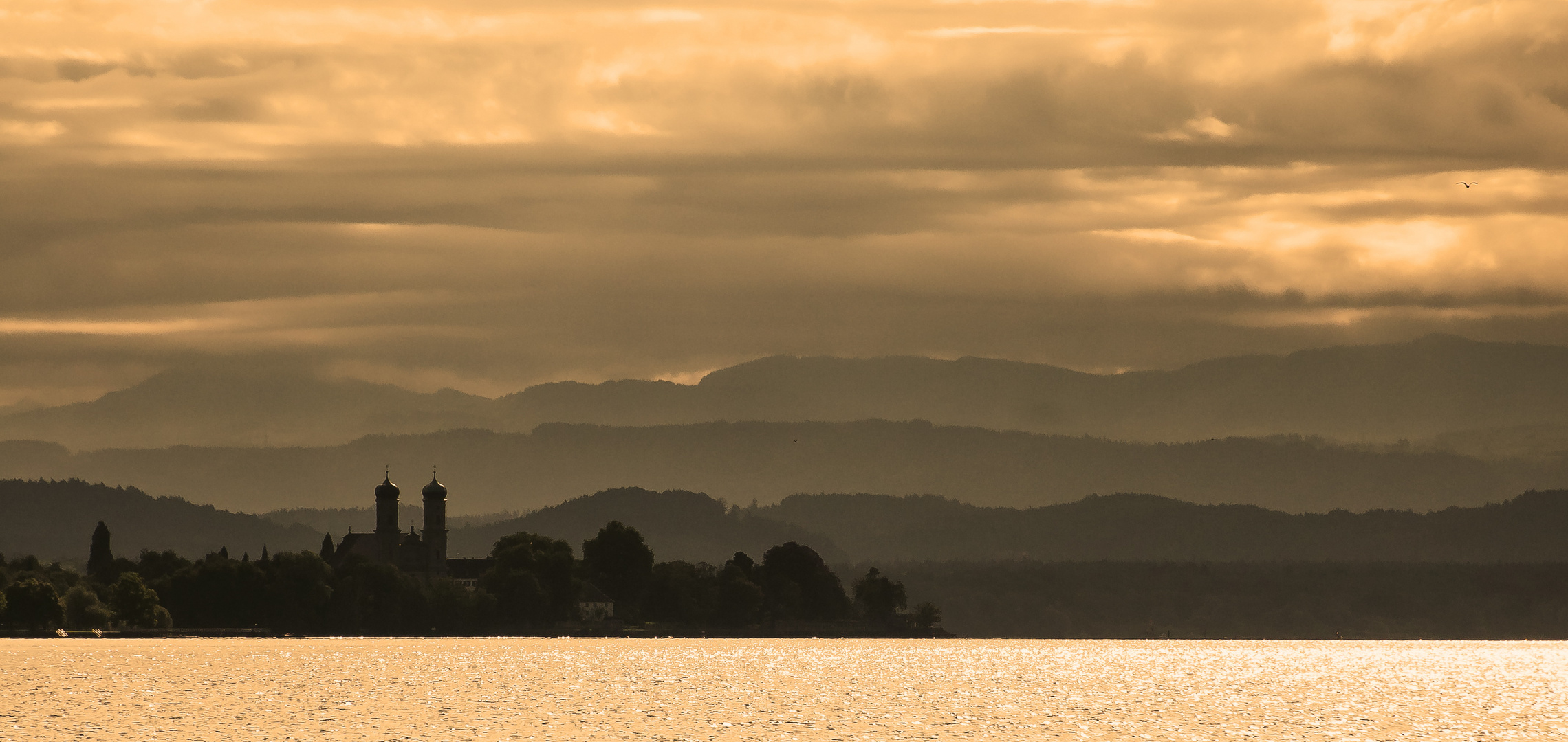 Friedrichshafen am Morgen