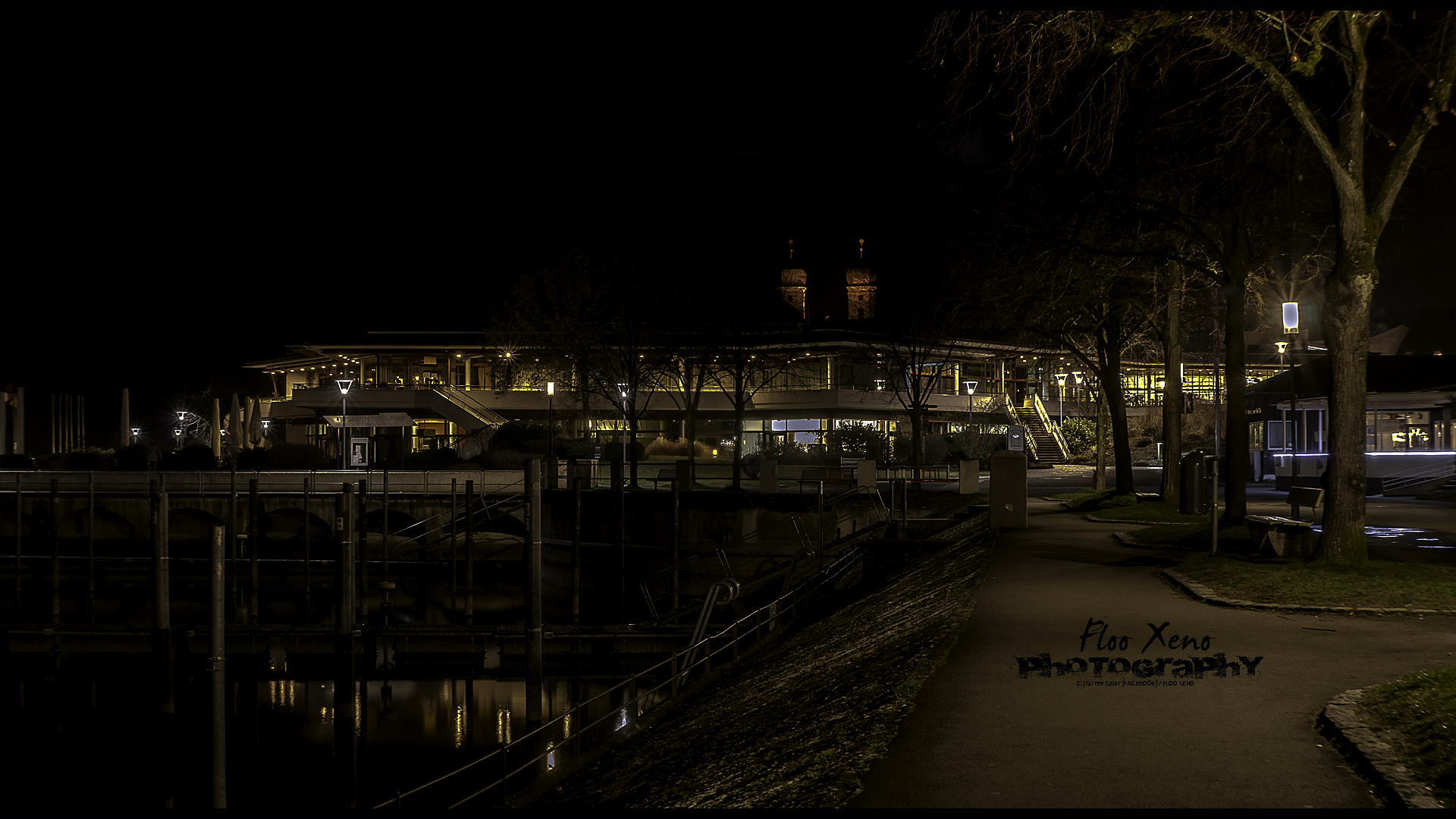 Friedrichshafen bei Nacht3