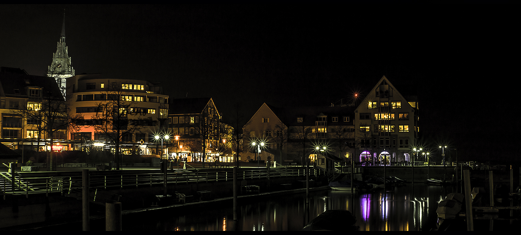 Friedrichshafen bei Nacht4