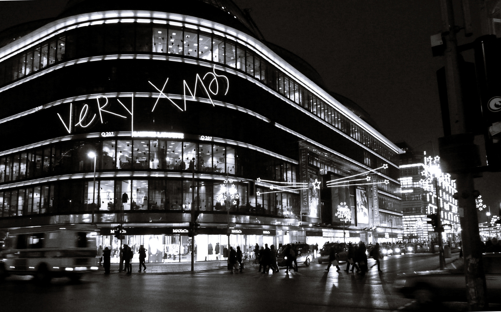 Friedrichstraße zur Vorweihnachtszeit