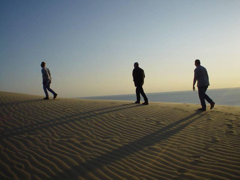 Friends in Dunes