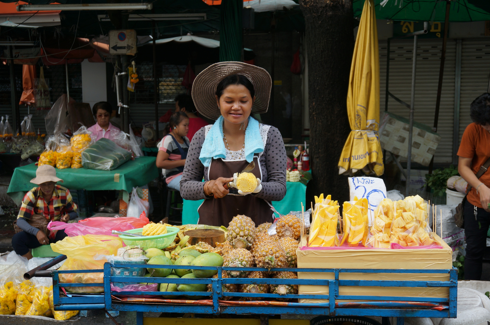 Frische Ananas in Bangkok