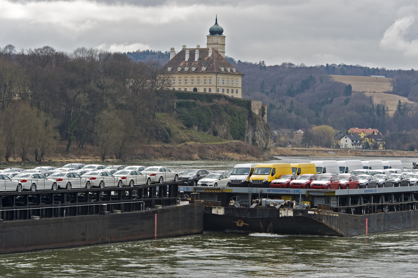 Frische Neuwagen für Osteuropa