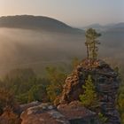 Frische Sonnenstrahlen am Höllenfels