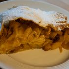 Frischer Apfelstrudel.....