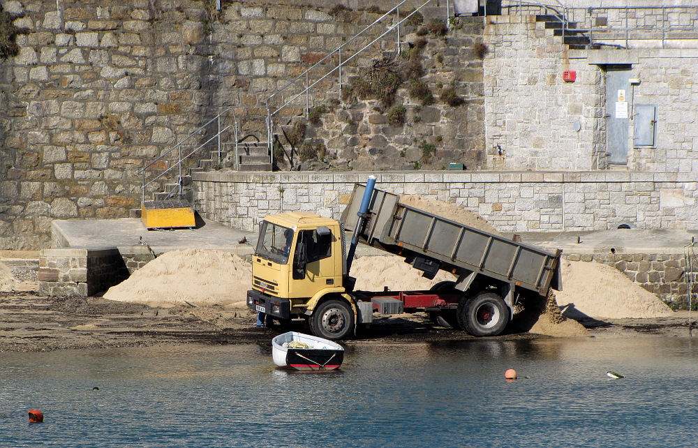 Frischer Sand - für den Strand