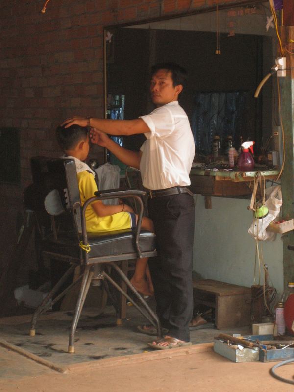 Friseur in Duong Dong