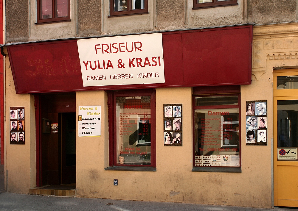 Friseur Yulia & Krasi (ohne Tonnenwölbung)