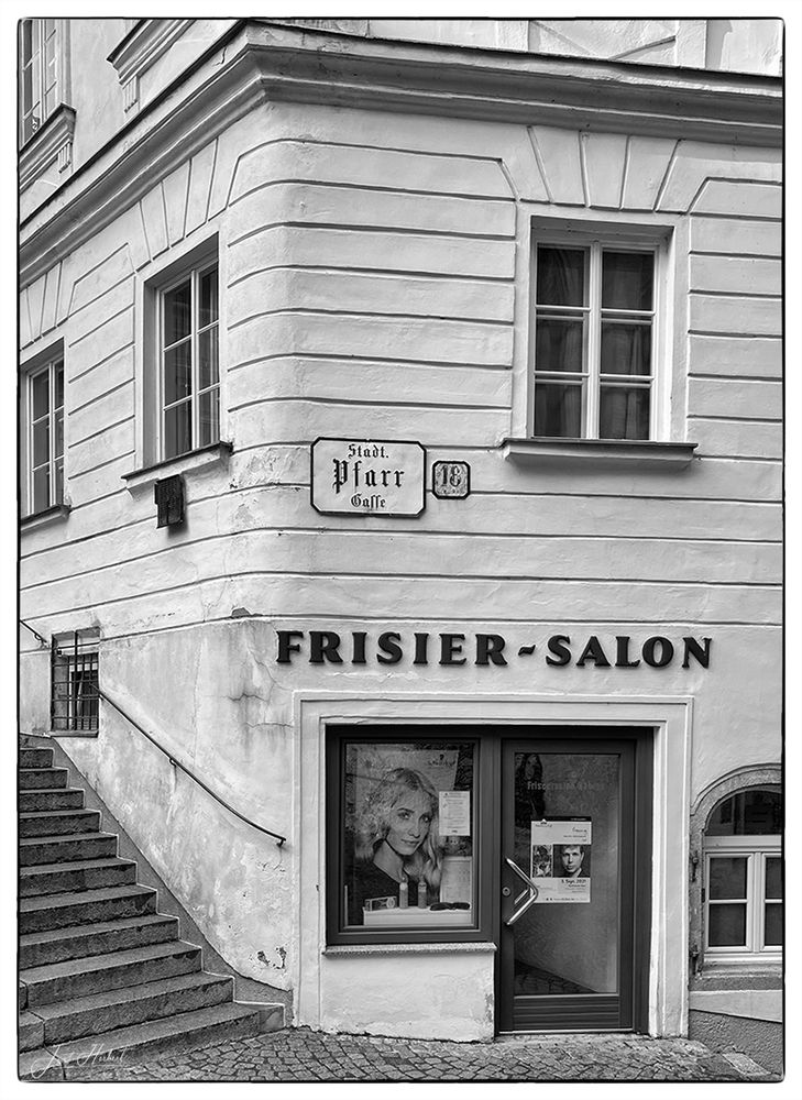 Frisier-Salon ...