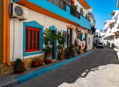 fröhlichbuntes haus...