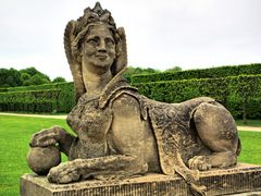 Fröhliche Sphinx (2)