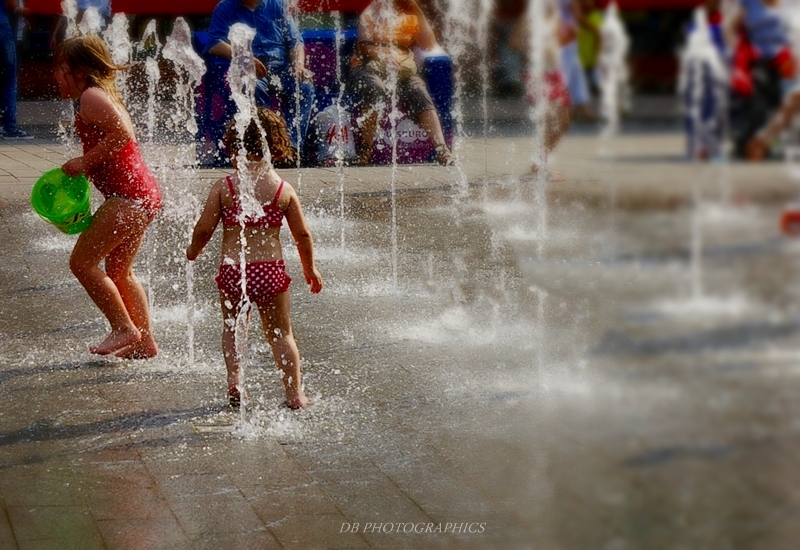 Fröhliche Wasserspiele