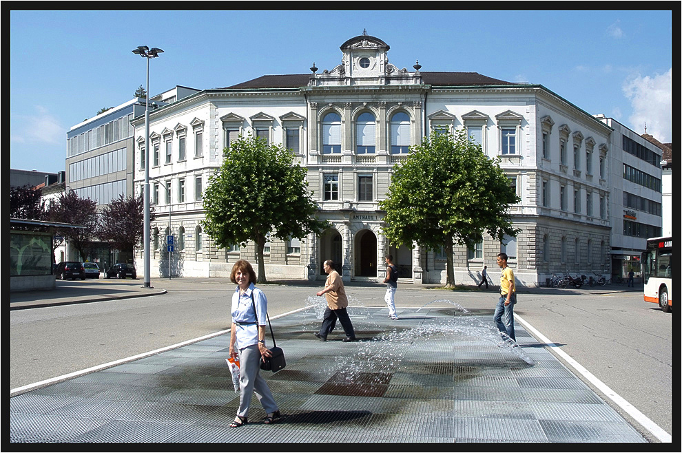 Fröhlicher Springbrunnen