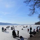 Fröhliches Treiben auf dem Eis - Pilsensee