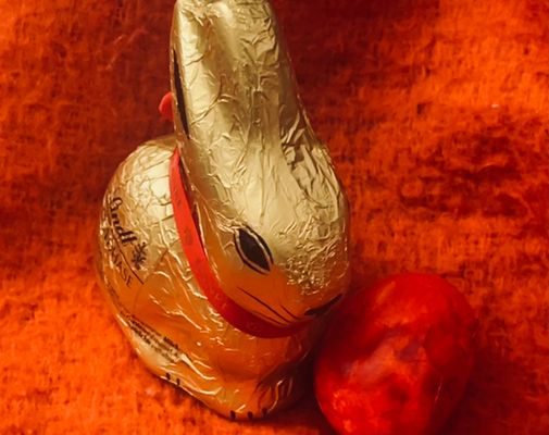 FROHE OSTERN EUCH ALLEN